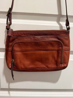 Margot Leather Shoulder/Crossbody Handbag! Super cute!